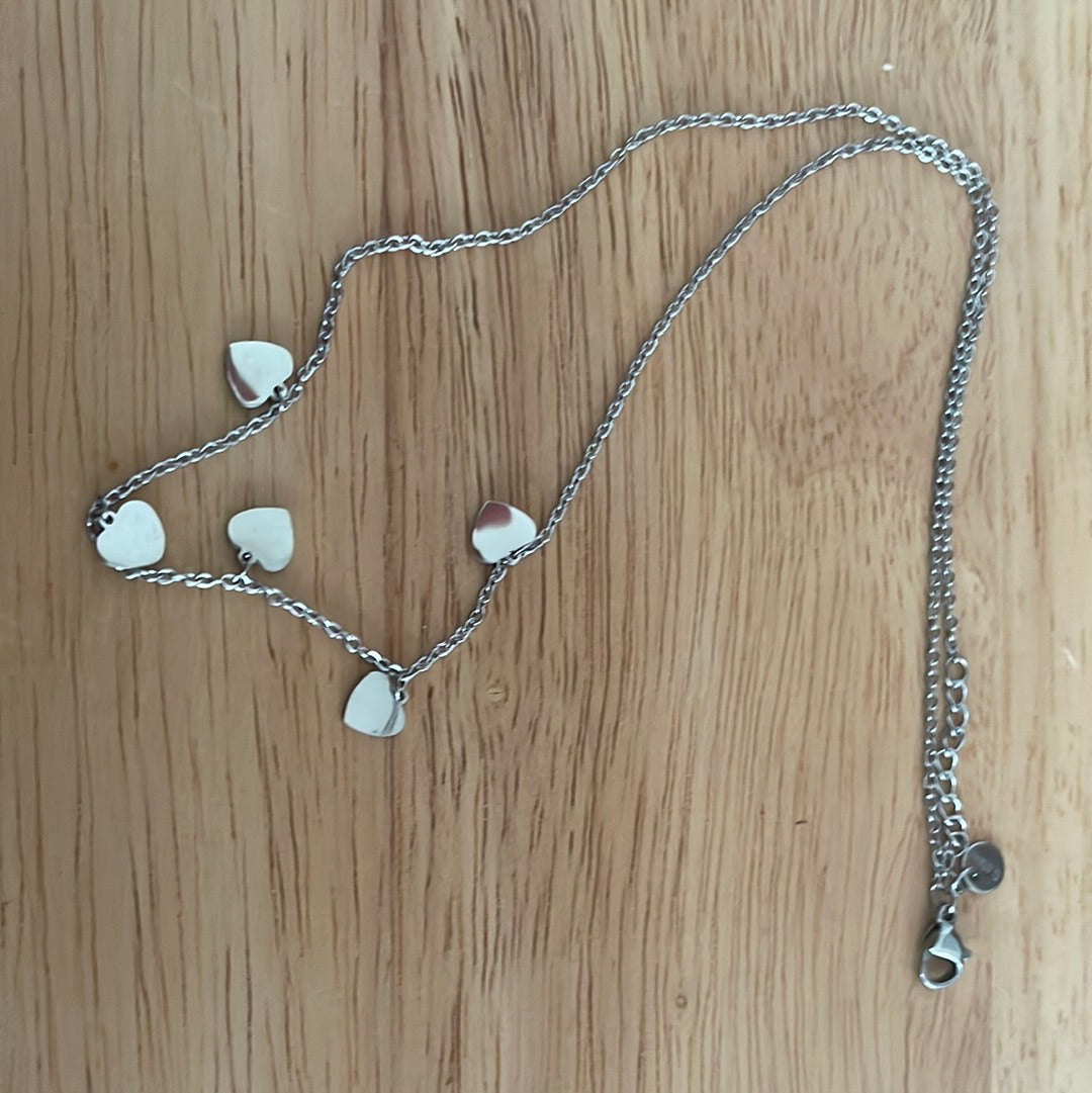 Collana 5 cuoricini