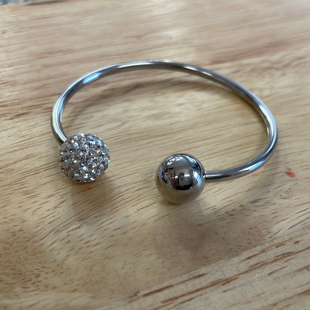 Bracciale con pallina brillante