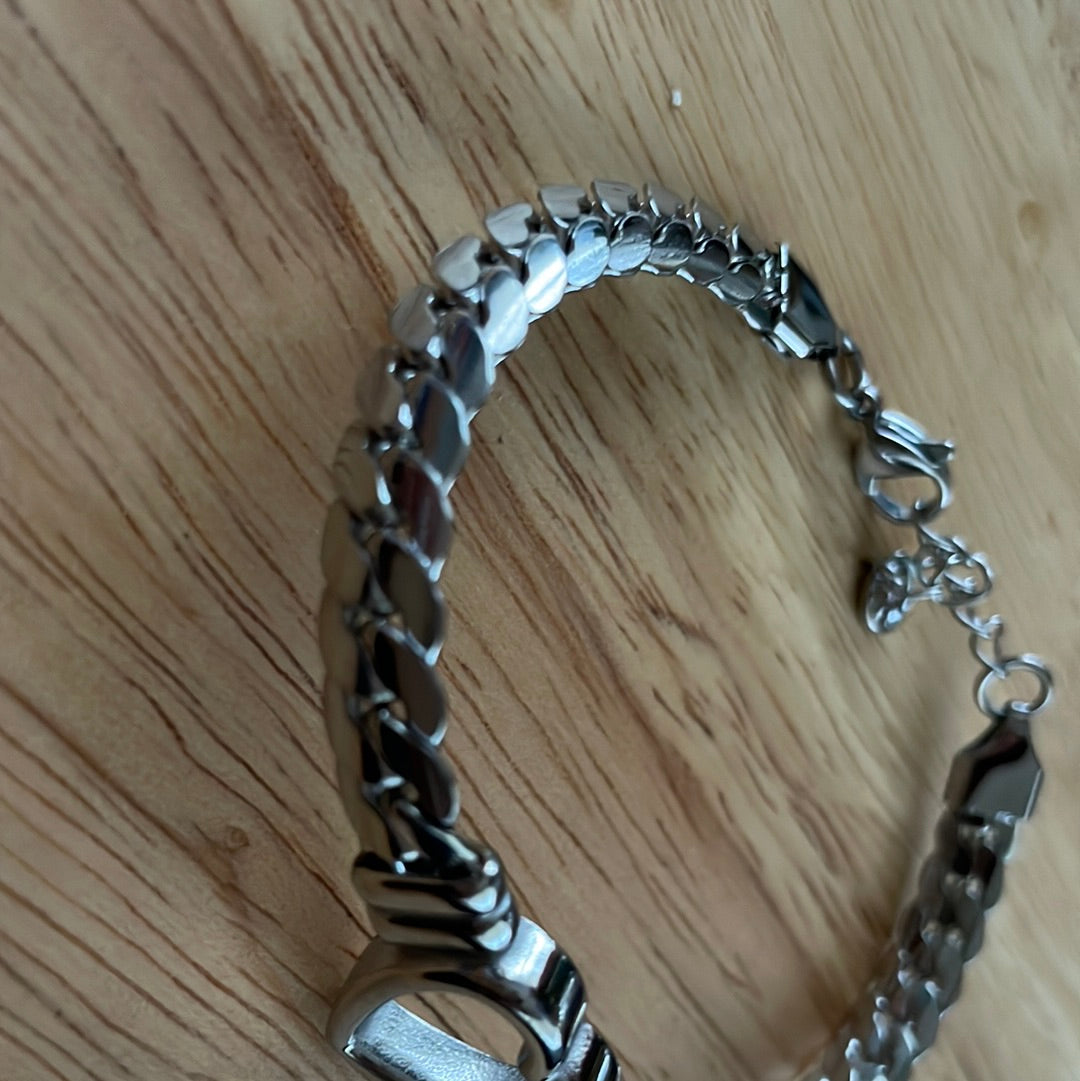 Bracciale rigido cuore